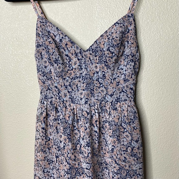 Hollister Tank Dress Sleeveless Spaghetti Strap Ruffle V-Neck Blue Floral Sz XS - Picture 4 of 8